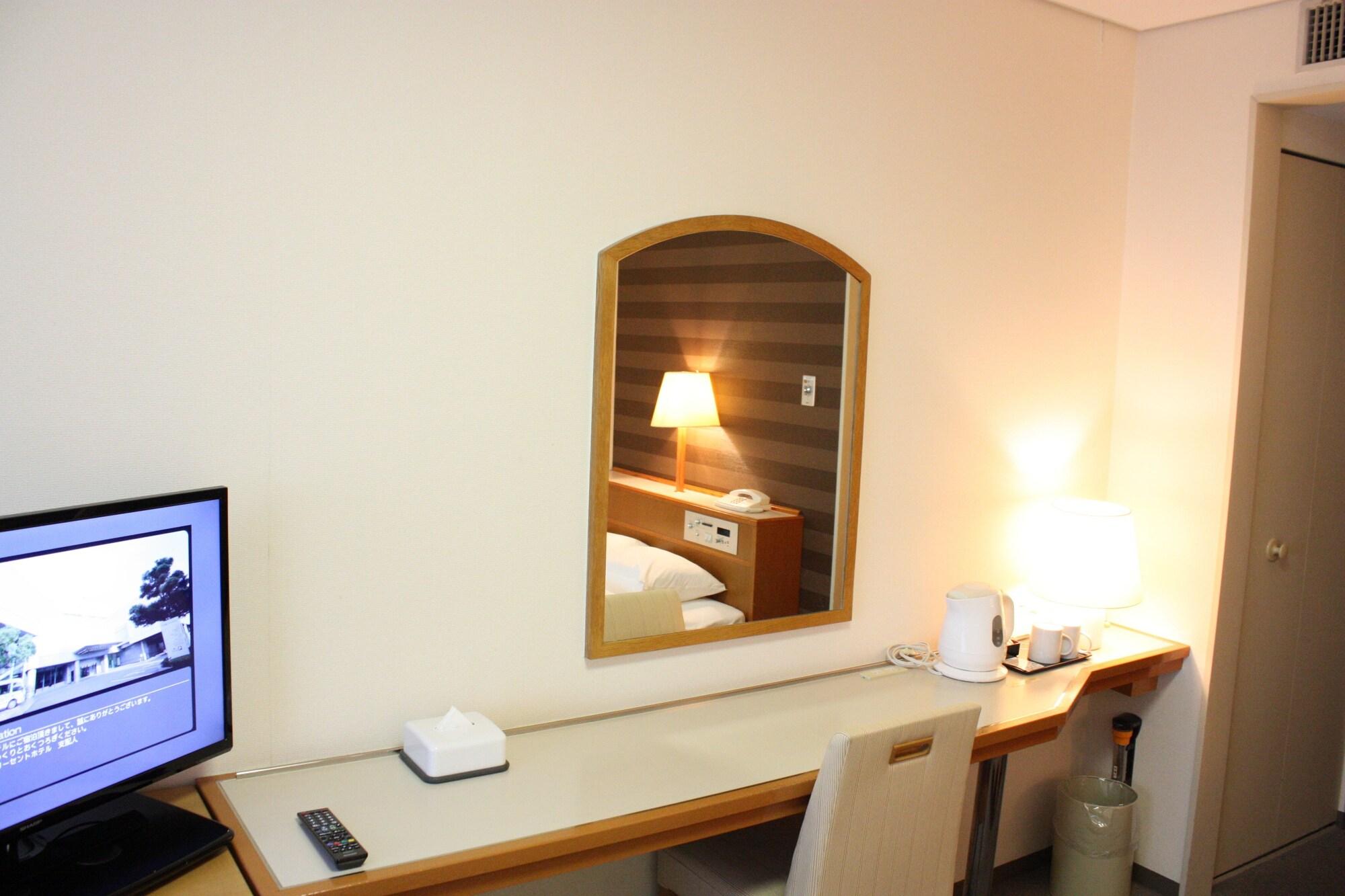 Fukuoka Recent Hotel Buitenkant foto